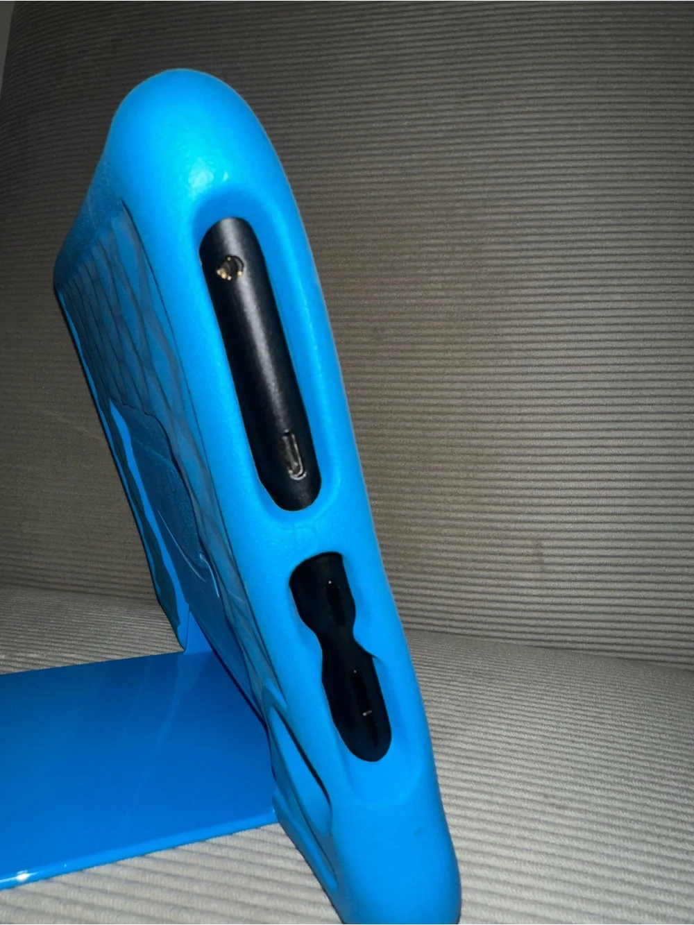 Amazon Fire, Kids Edition tablet - thick blue Kid-Proof Case